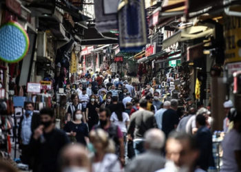 "Son 11 yılın en düşük güven endeksi, salgının ötesinde bir duruma işaret ediyor; Türkiye ekonomisi yön değiştiriyor"