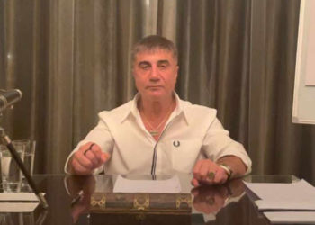 Sözcü yazarı Turan: Sedat Peker'in 'itiraf ve ifşaat' videolarıyla ortaya çıkan vahim durum ne olacak, pisliklerin üstü örtülecek mi?