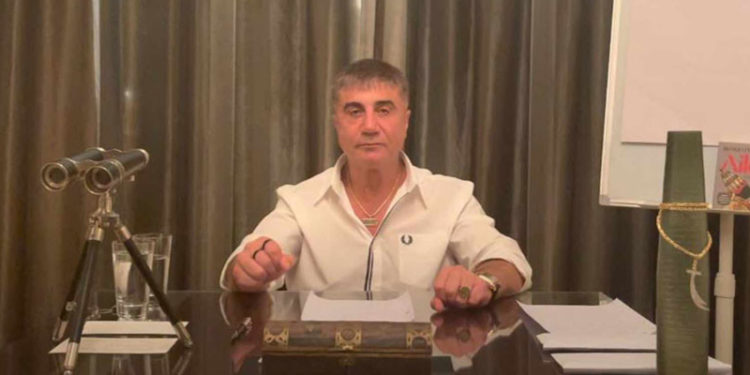 Sözcü yazarı Turan: Sedat Peker'in 'itiraf ve ifşaat' videolarıyla ortaya çıkan vahim durum ne olacak, pisliklerin üstü örtülecek mi?