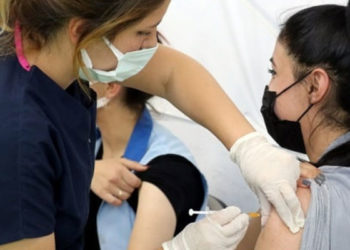 TTB’den Delta önerisi: Sağlıkçılar ve 65 yaş üstü yeniden aşılansın