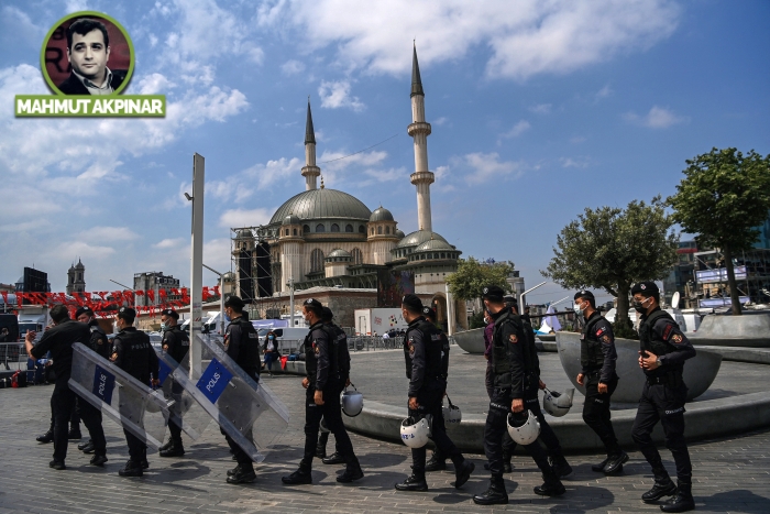 Taksim’e cami ve laikçi ikiyüzlülük