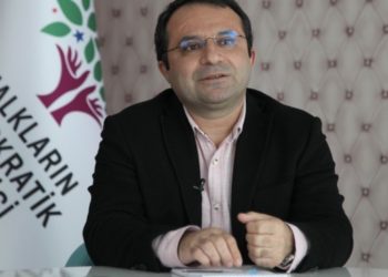 Temel: Devlet Bahçeli siyasetçi kılığındaki özel harp sözcüsüdür