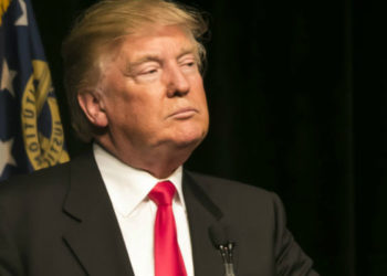 Trump sahneye döndü; kaybettiği 2020 seçimi için "Yüzyılın suçu" dedi