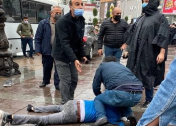 Veli Saçılık: Polis olmayan koluma kelepçe takmak istedi, kolumu uzatmadığım için tekmeledi