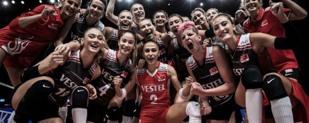 Voleybol: Türkiye kadın ve erkek milli takımları istikrarlı başarıyı nasıl yakaladı?