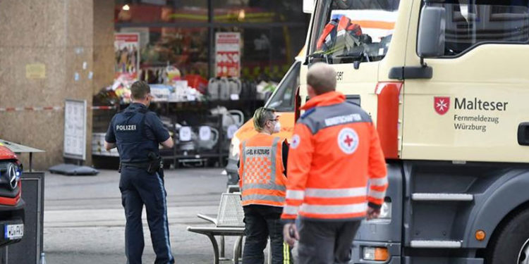 Würzburg'da bıçaklı saldırının ardından kent yasta