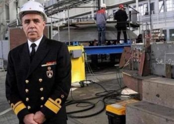 YAŞ’ta emekli edilen Tuğamiral intihar etti