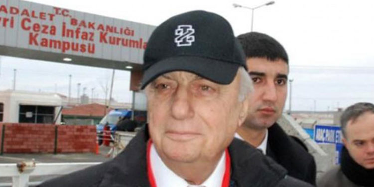 Yargıtay, "Balyoz Planı" davasında Çetin Doğan ve 6 sanıkla ilgili beraat kararını bozdu
