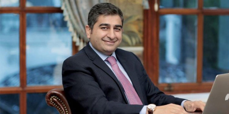 Yıldıray Oğur inceledi: Sezgin Baran Korkmaz'ın Amerika'yla kara para trafiğinin öyküsü