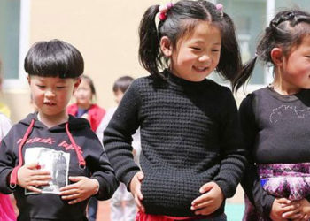 Çin'de 2 çocuk sınırı kalktı, her çiftin 3 çocuğa sahip olmasına izin verildi