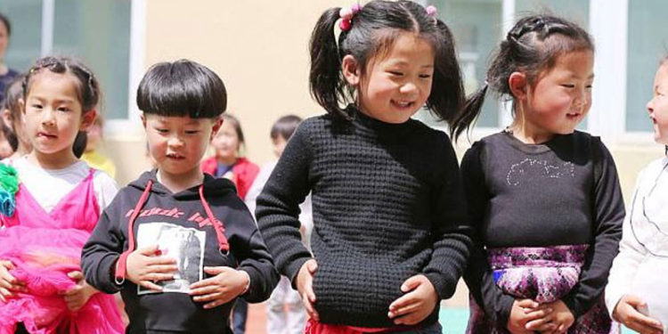 Çin'de 2 çocuk sınırı kalktı, her çiftin 3 çocuğa sahip olmasına izin verildi