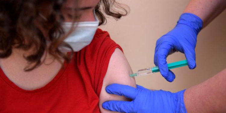 Çocuklar Koronavirüs aşısı olmalı mı?