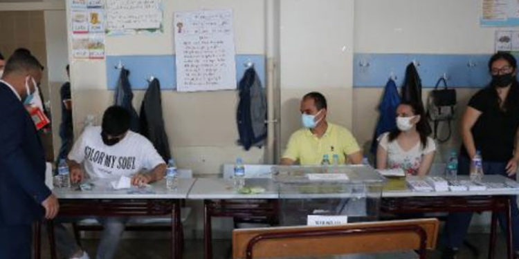 İstanbul'da 14 mahallede seçim heyecanı; 11'i kadın, 62 muhtar adayı yarışıyor