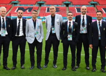 İtalya milli takımı ırkçılığa karşı diz çökme eylemine katılmama kararı aldı