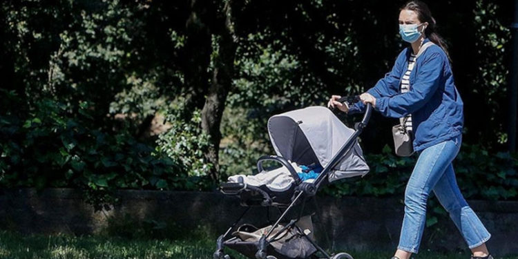 İtalya'da açık alanda maske zorunluluğu 28 Haziran'dan itibaren kaldırılıyor