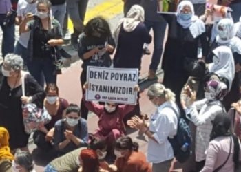 İzmir'de HDP'li kadınlara plastik mermili saldırı