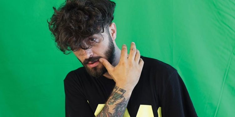 Şehinşah ismiyle bilinen rapçi Ufuk Yıkılmaz, ‘cumhurbaşkanına hakaret’ suçundan gözaltına alındı