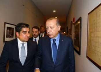 &lsquo;Erdoğan&rsquo;ın kara paracı ile yan yana, g&ouml;z g&ouml;ze &ccedil;ekilmiş fotoğrafları var&rsquo;