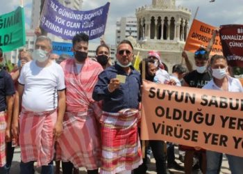 ‘Normalleşme’ dışı kalan hamamcılar peştamalla eylem yaptı