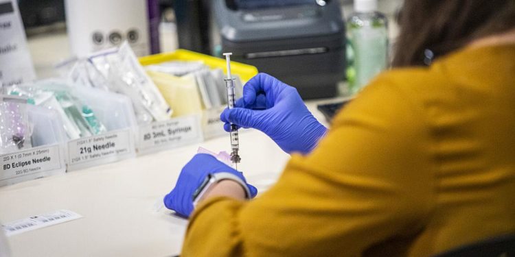 DSÖ, Delta konusunda uyardı: Salgın, daha tehlikeli varyantlar çıkmadan kontrol altına alınmalı