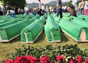 Avrupa Komisyonu üyesi Varhelyi: ‘Srebrenitsa soykırımı Avrupa’nın kanayan yarası’