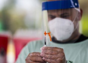 J&J’nin tek dozluk aşısı en az 8 ay bağışıklık sağlıyor, Delta varyantına karşı etkili | Araştırma