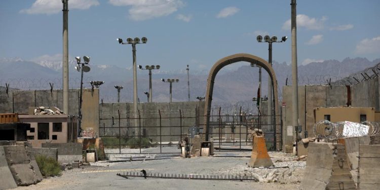 ABD Afganistan’daki Bagram Hava Üssü’nü boşalttı