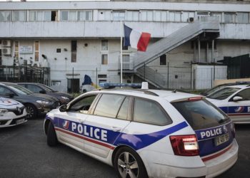 Fransa’da 6 STK ‘ayrımcı kimlik kontrollerini’ sonlandırmak için devlete karşı toplu dava açtı