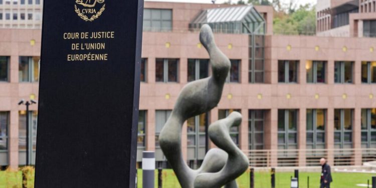 Türk Dışişleri Bakanlığı’nın kınadığı Avrupa Adalet Divanı’nın başörtüsü kararı ne içeriyor?