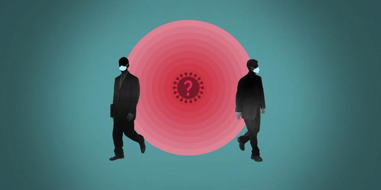 Covid-19 aşılarını tam olanlar, vakalardaki artış nedeniyle yeniden maske takmaya başlamalı mı?