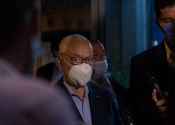 Tunus Cumhurbaşkanı, Başbakan’ı görevden aldı; Gannuşi Cumhurbaşkanı’nı darbe yapmakla suçladı