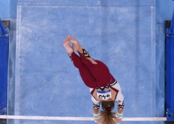 Kadın jimnastikçilerden ‘seçim özgürlüğü’ vurgusu: Tokyo 2020 elemelerine tek parça mayoyla çıktılar