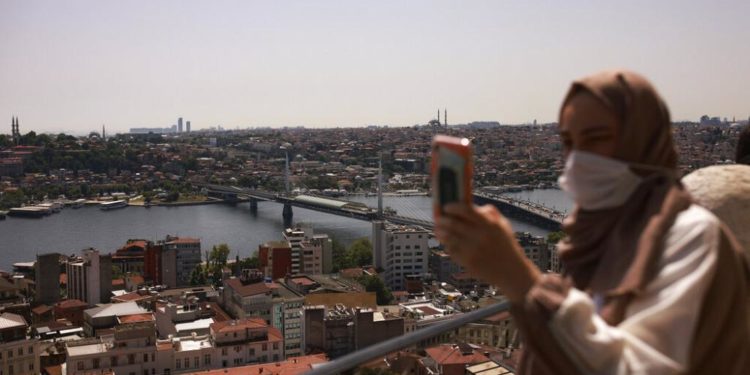 Türkiye’de Covid-19 tablosu: 4 bin 678 yeni vaka, 35 can kaybı
