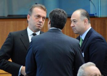 Uzan’dan, TMSF’nin el koyduğu şirketlerini alanlara yaklaşık 69 milyar euroluk tazminat davası