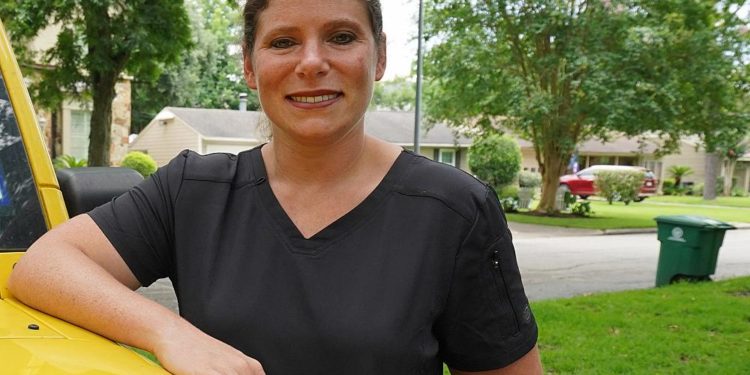 ABD’de aşı yaptırmadığı için işlerinden olan 100’den fazla hemşire gerekçeleriyle karara itiraz etti