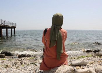 Türkiye’den sığınmak için gittikleri Yunanistan’da çıplak arandı, tacize uğradı, geri gönderildiler