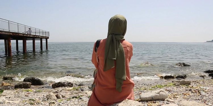 Türkiye’den sığınmak için gittikleri Yunanistan’da çıplak arandı, tacize uğradı, geri gönderildiler