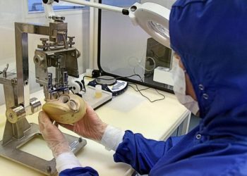 Avrupa’da bir ilk: İtalya’da tamamen yapay kalp nakli başarıyla gerçekleştirildi