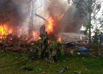 Filipinler&rsquo;de 85 yolculu u&ccedil;ak d&uuml;şt&uuml;