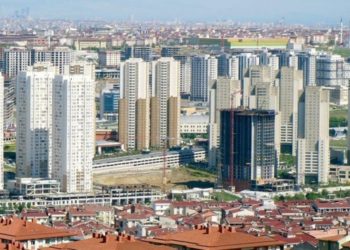 Esenyurt&rsquo;ta konut mağdurlarına &ccedil;&ouml;z&uuml;m &ouml;nerisine AKP ve MHP&rsquo;den ret