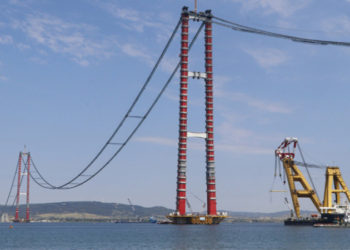 1915 Çanakkale Köprüsü'nün ilk mega tabliye blok montajı yapıldı