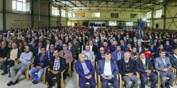 400 kişinin katıldığı kongreden sonra bir kişinin testi pozitif çıktı; 40 kişi karantinaya alındı