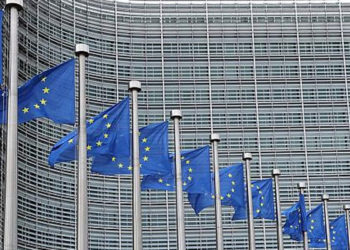 AB ekonomisi Covid-19 ardından yaşanan duraklamadan çıktı, bir önceki çeyreğe oranla yüzde 2 büyüdü