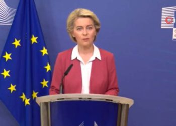 AB vatandaşlarının yüzde 70'i Covid-19’a karşı en az bir doz aşılandı