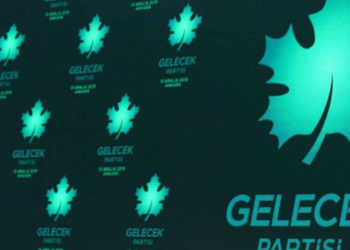 AKP'den 150 kişi Gelecek Partisi'ne geçti