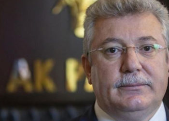 AKP'li Akbaşoğlu: Allah korusun Cumhur İttifakı kaybettiğinde yerli otomobilimizin başına neler geleceğini kimse tahmin edemez