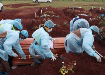 Afrika'da Covid-19 nedeniyle ölenlerin sayısı 160 bini aştı