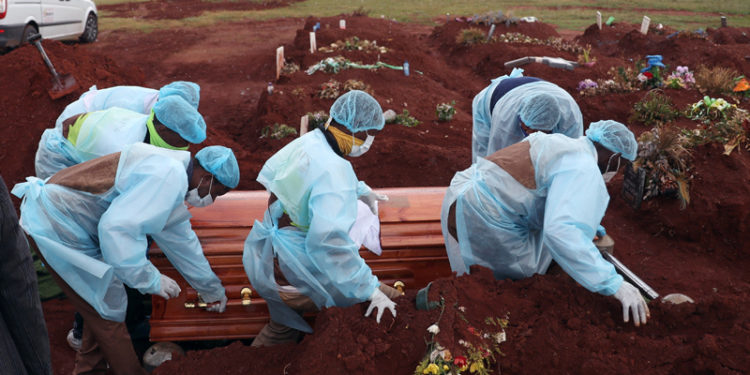 Afrika'da Covid-19 nedeniyle ölenlerin sayısı 160 bini aştı