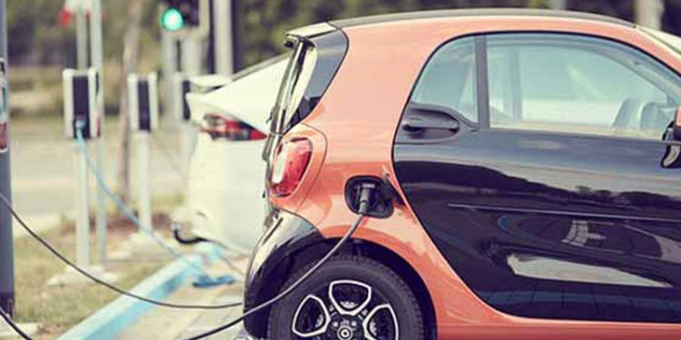 Alman otomotiv devinden Türkiye'nin iki komşusuna yatırım kararı