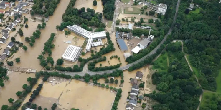 Almanya ve Belçika'daki sellerde hayatını kaybedenlerin sayısı 180'i aştı